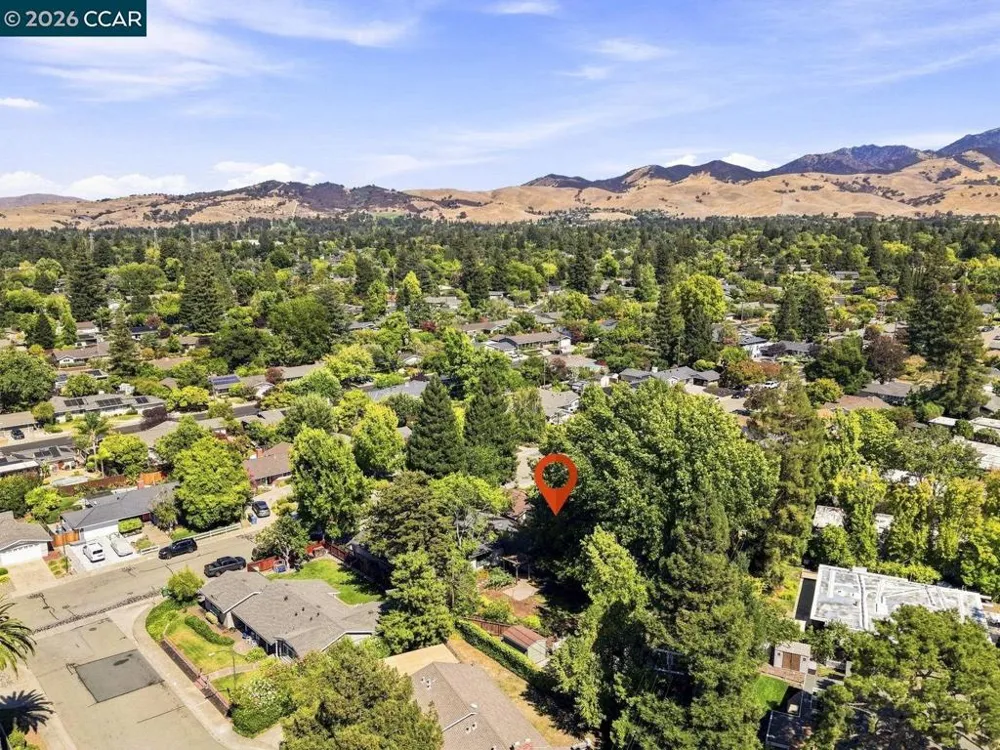 2737 San Antonio Dr Walnut Creek, CA 94598