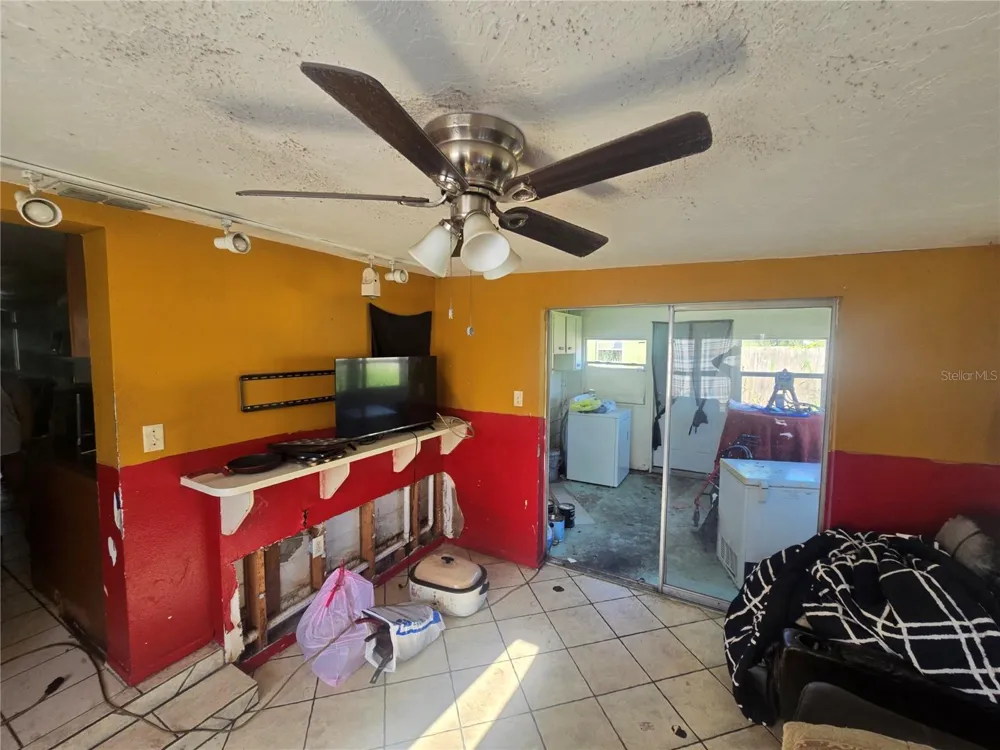 3016 FLETCHER AVENUE Lakeland, FL 33803