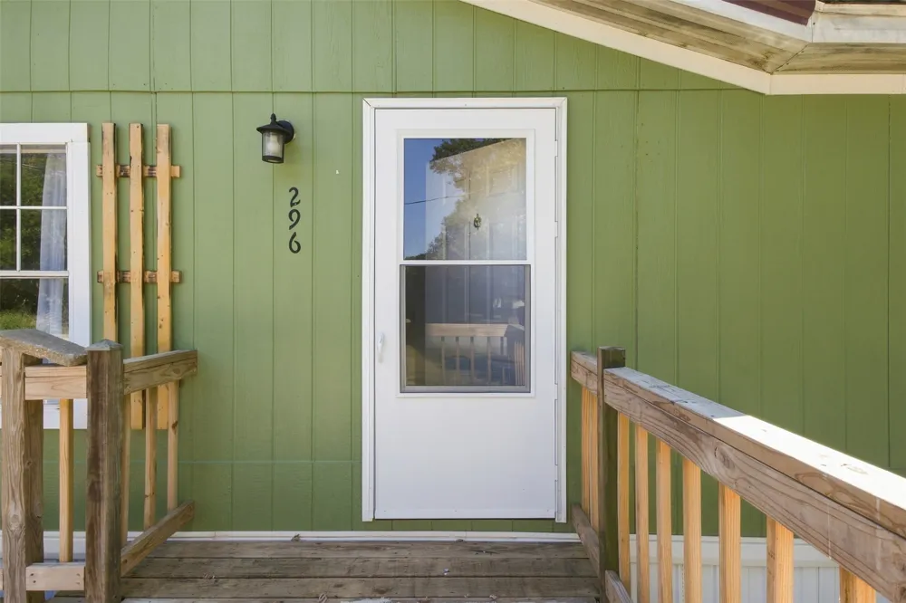 296 S Pine Street Big Cabin, OK 74332