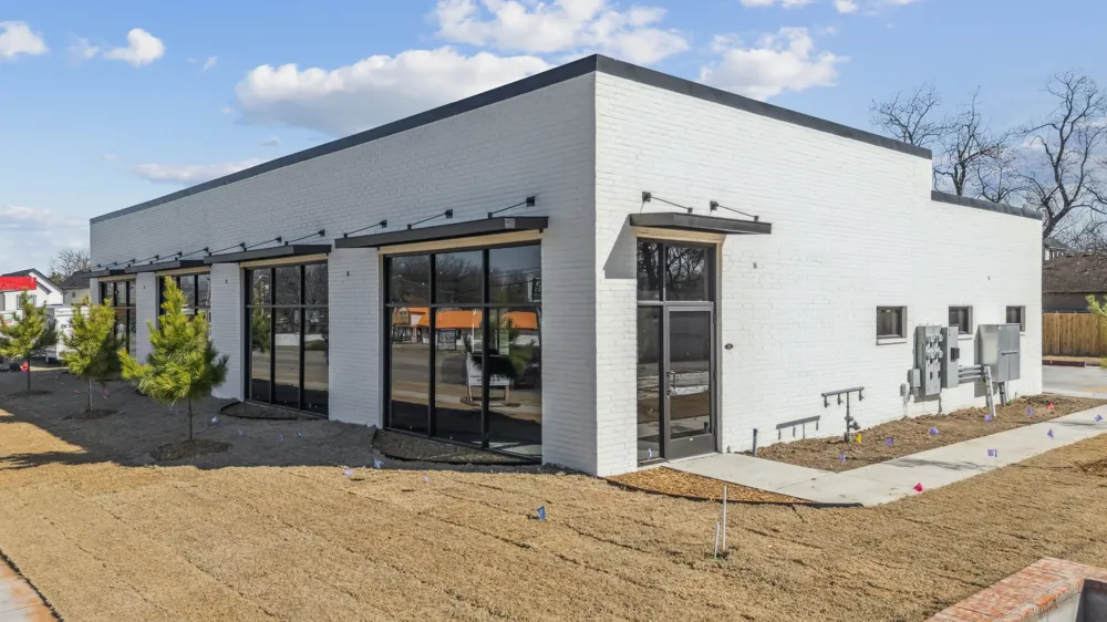 527 W El Paso Street Broken Arrow, OK 74012