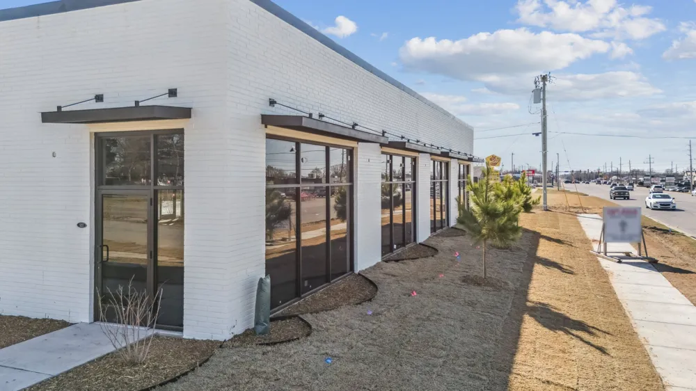 527 W El Paso Street Broken Arrow, OK 74012