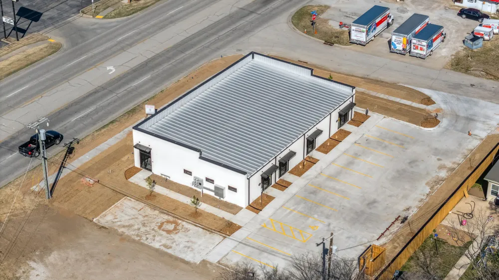 527 W El Paso Street Broken Arrow, OK 74012