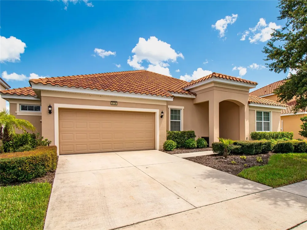 6136 BROAD OAK DRIVE Davenport, FL 33837