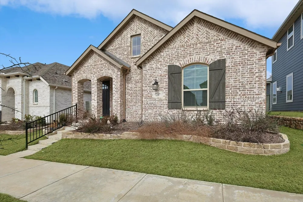 2340 Gray Drive Northlake, TX 76247