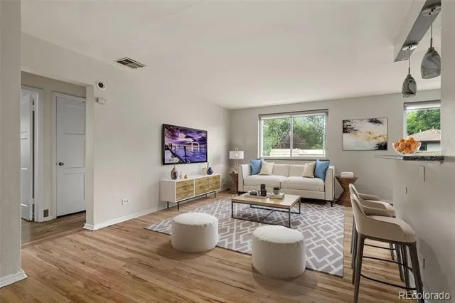 525 Jackson Street #304 Denver, CO 80206