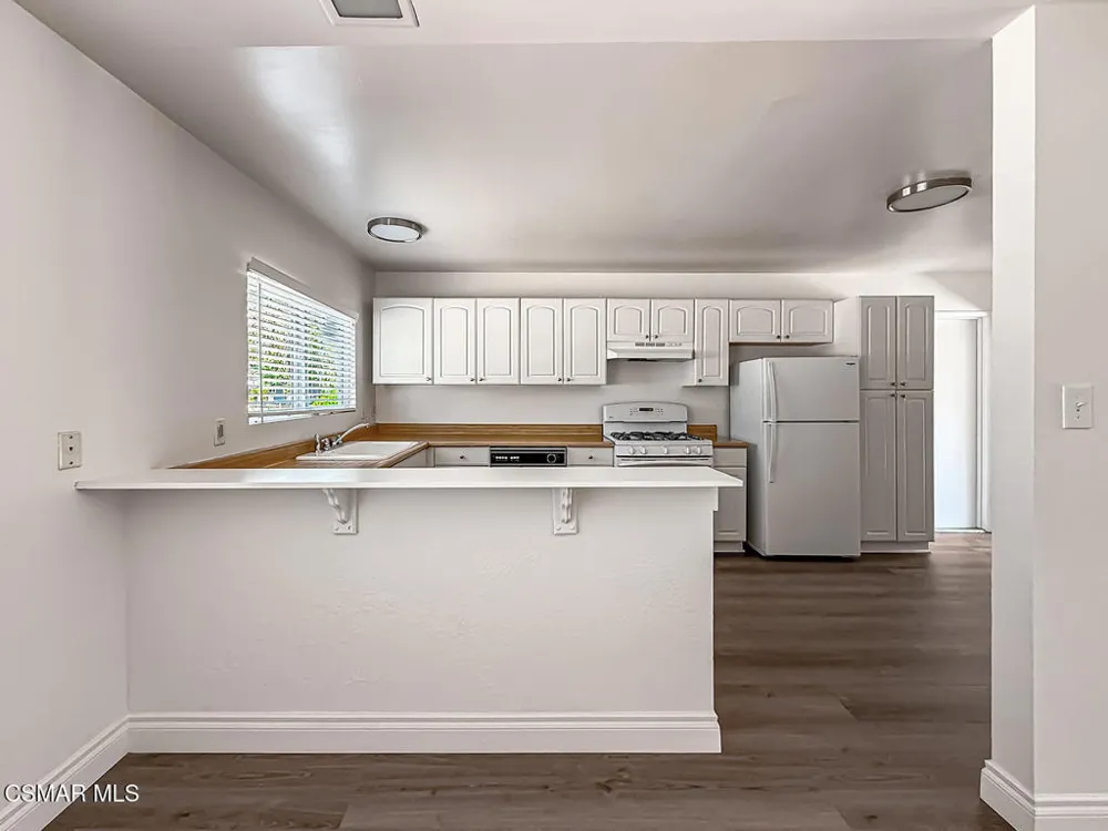 248 Virginia Drive Newbury Park, CA 91320