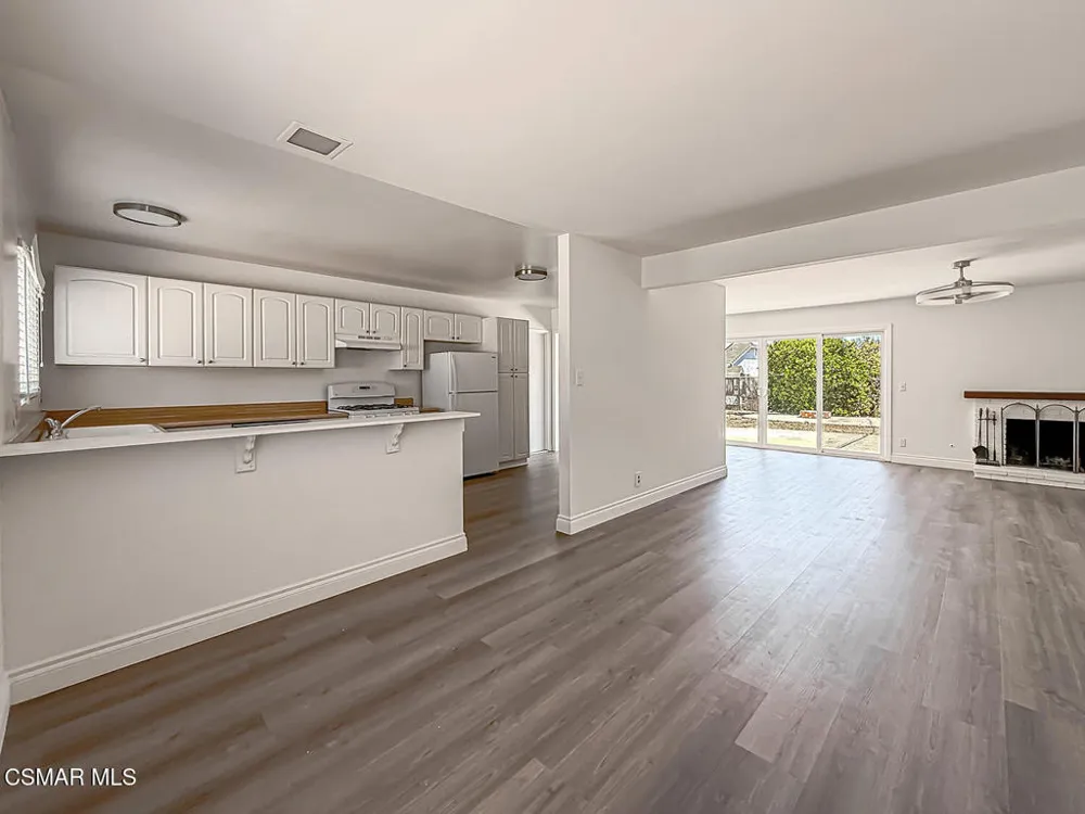 248 Virginia Drive Newbury Park, CA 91320
