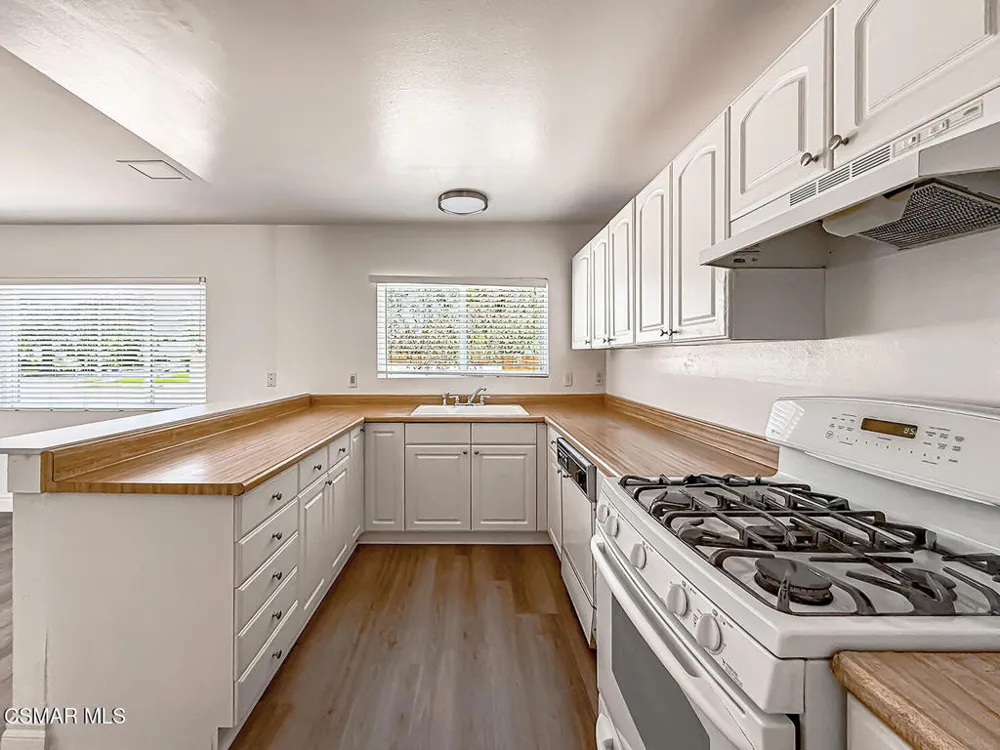 248 Virginia Drive Newbury Park, CA 91320