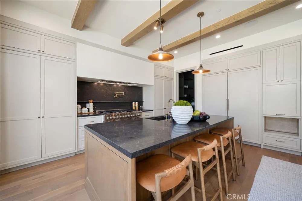4538 Wortser Avenue Studio City, CA 91604