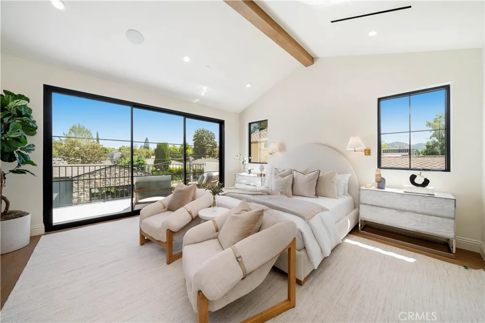 4538 Wortser Avenue Studio City, CA 91604