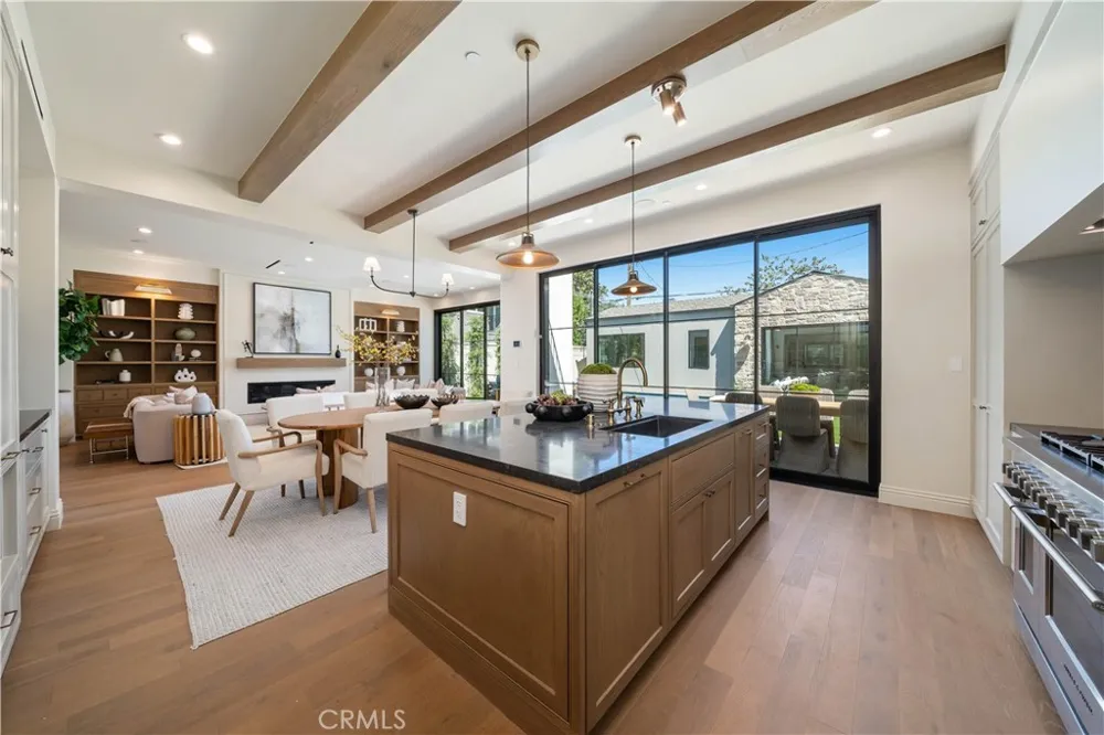 4538 Wortser Avenue Studio City, CA 91604