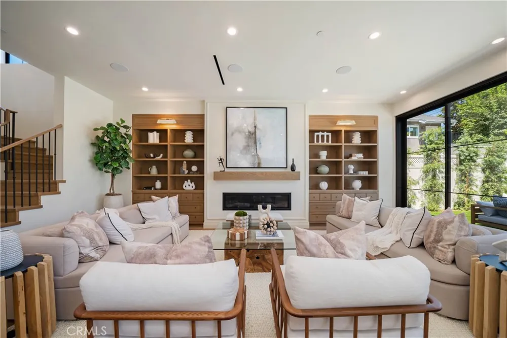 4538 Wortser Avenue Studio City, CA 91604