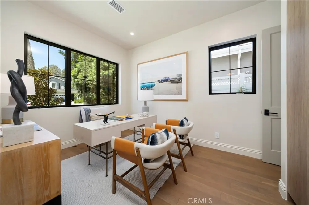 4538 Wortser Avenue Studio City, CA 91604