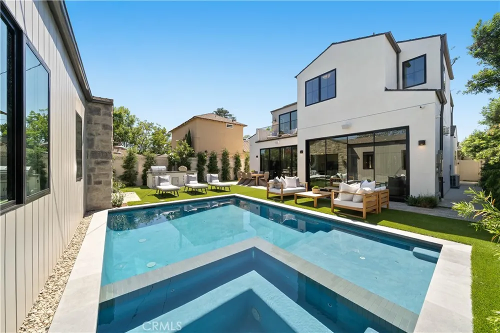 4538 Wortser Avenue Studio City, CA 91604