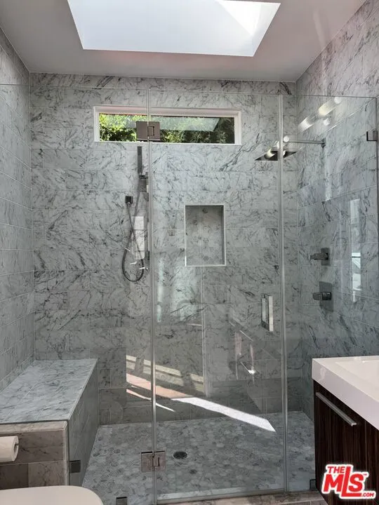 1009 Palms Boulevard Los Angeles, CA 90291