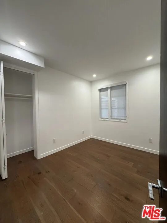 1009 Palms Boulevard Los Angeles, CA 90291
