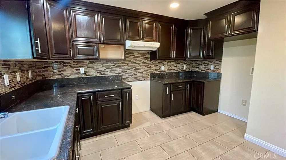 10818 Yukon Avenue #10818 Inglewood, CA 90303