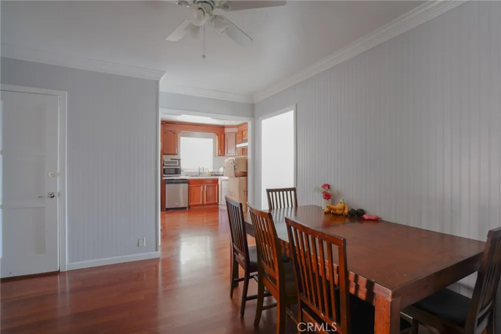 404 Poinsettia Compton, CA 90221