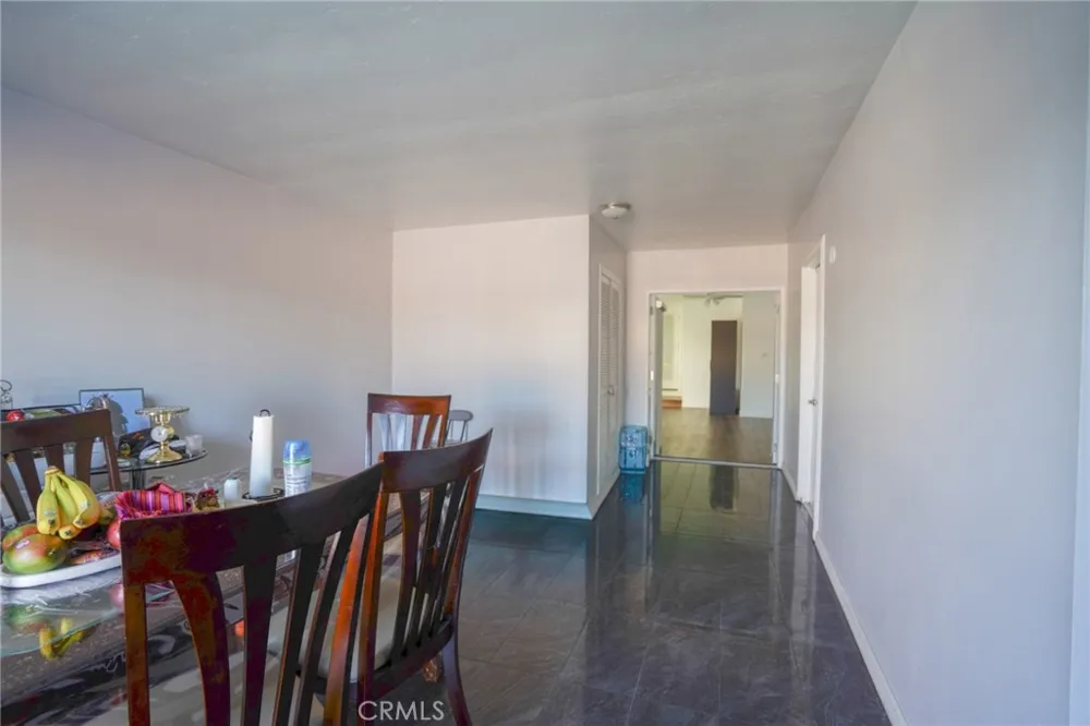 404 Poinsettia Compton, CA 90221