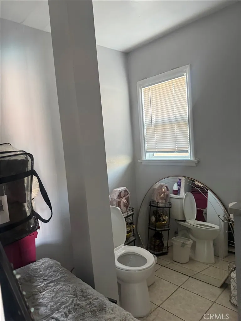 404 Poinsettia Compton, CA 90221