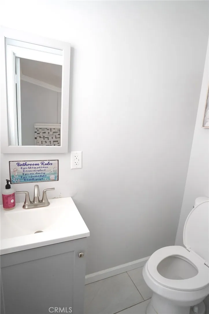 404 Poinsettia Compton, CA 90221