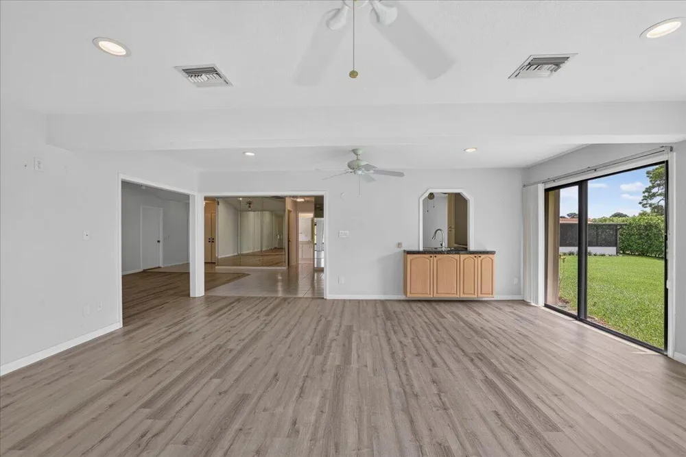13257 Touchstone Place Palm Beach Gardens, FL 33418