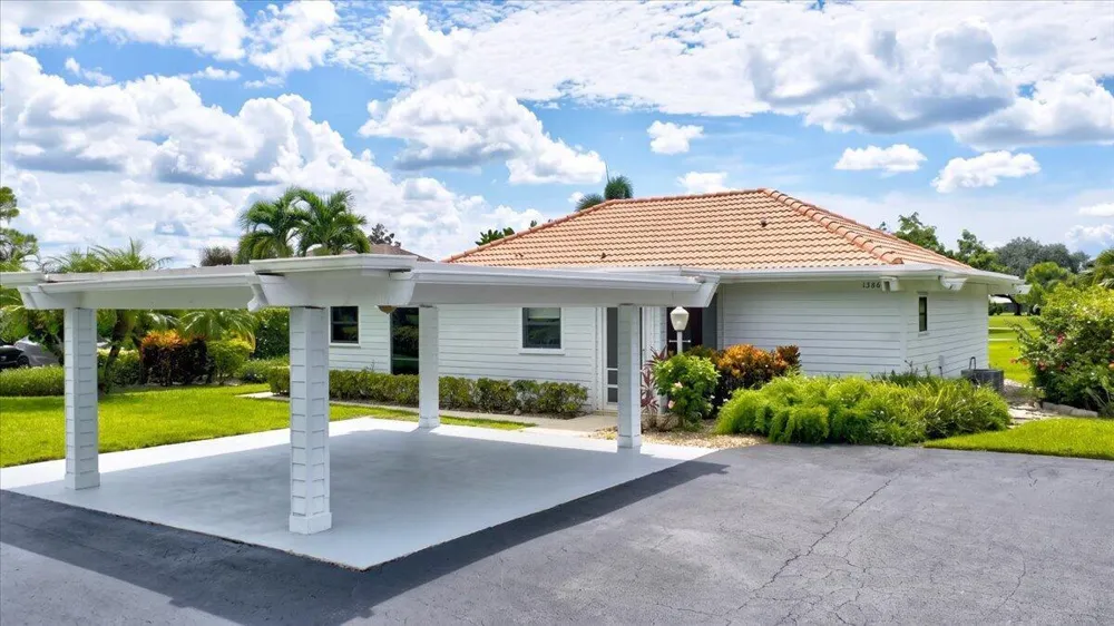 13867 EASTPOINTE WAY Palm Beach Gardens, FL 33418