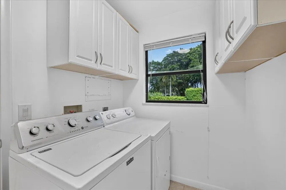 13867 EASTPOINTE WAY Palm Beach Gardens, FL 33418