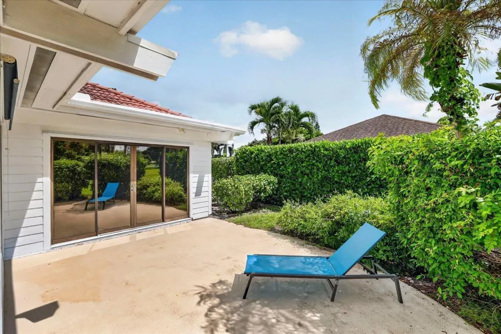 13867 EASTPOINTE WAY Palm Beach Gardens, FL 33418