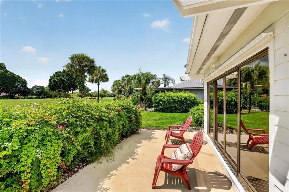 13867 EASTPOINTE WAY Palm Beach Gardens, FL 33418