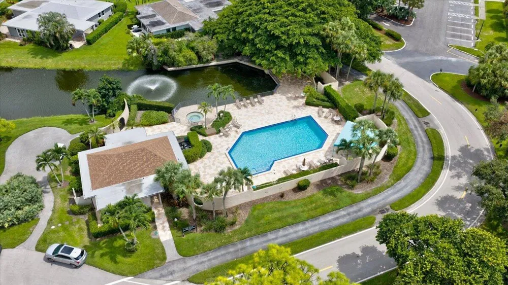 13867 EASTPOINTE WAY Palm Beach Gardens, FL 33418