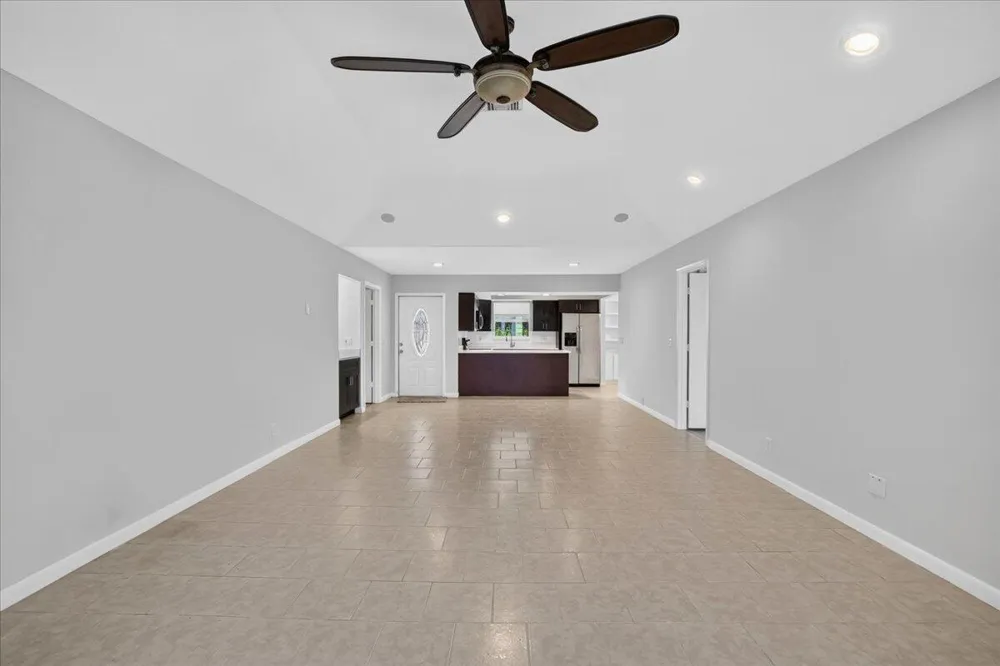 13867 EASTPOINTE WAY Palm Beach Gardens, FL 33418