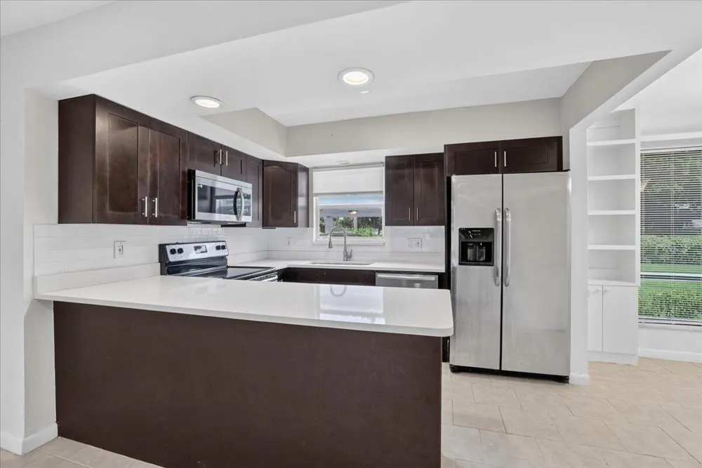 13867 EASTPOINTE WAY Palm Beach Gardens, FL 33418