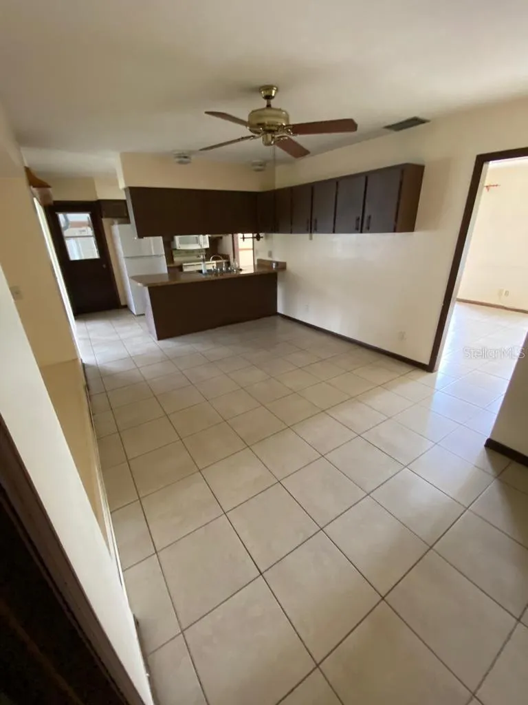 1021 GREENBRIAR DRIVE Brandon, FL 33511