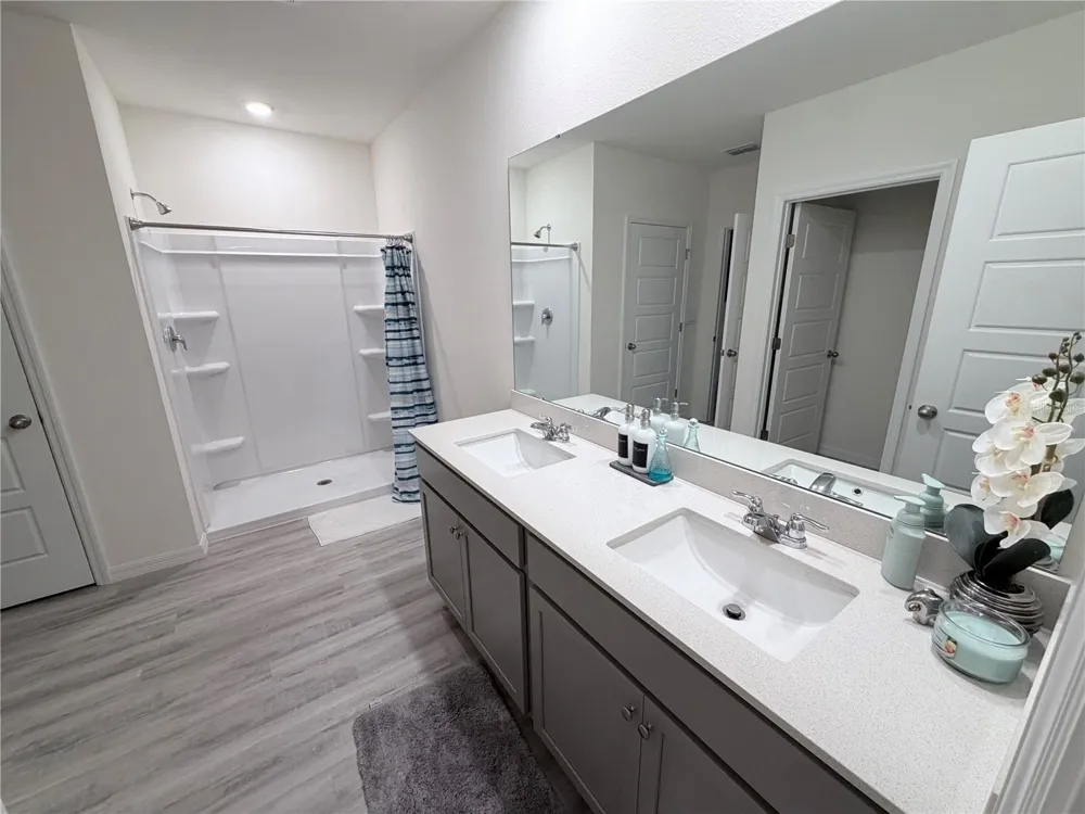 3013 MOULIN ROAD Davenport, FL 33837