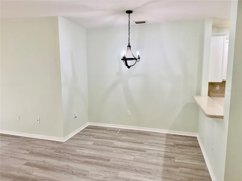 8059 LIMESTONE LANE #16-101 Sarasota, FL 34233
