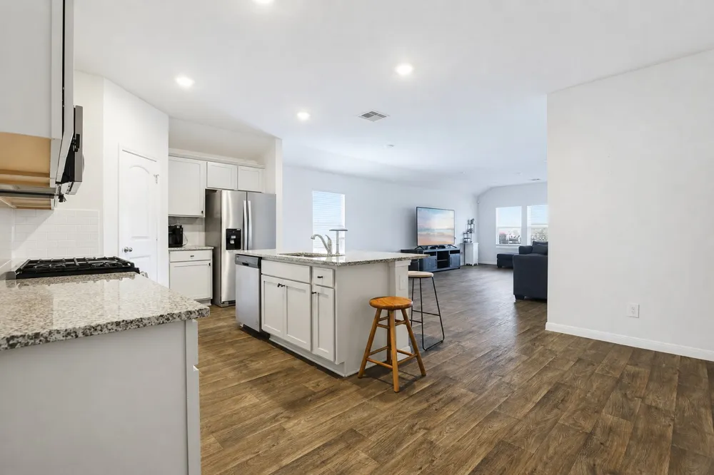 307 Abbey Lane Lockhart, TX 78644