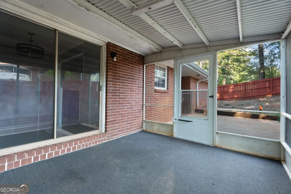 5686 Skyland DR Forest Park, GA 30297
