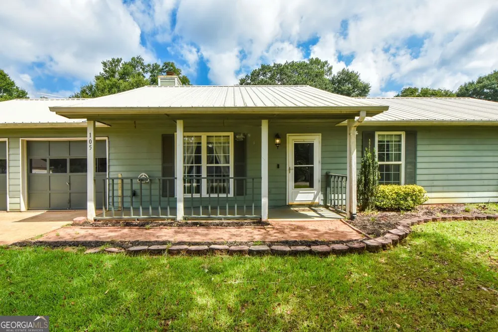 105 Gwenellen DR Locust Grove, GA 30248
