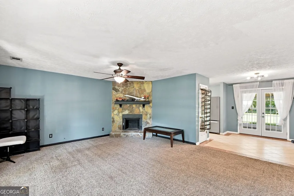 105 Gwenellen DR Locust Grove, GA 30248