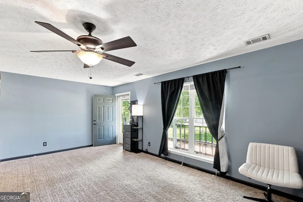 105 Gwenellen DR Locust Grove, GA 30248