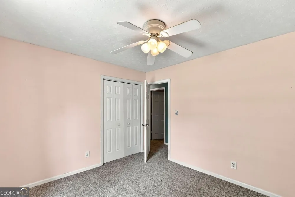 105 Gwenellen DR Locust Grove, GA 30248