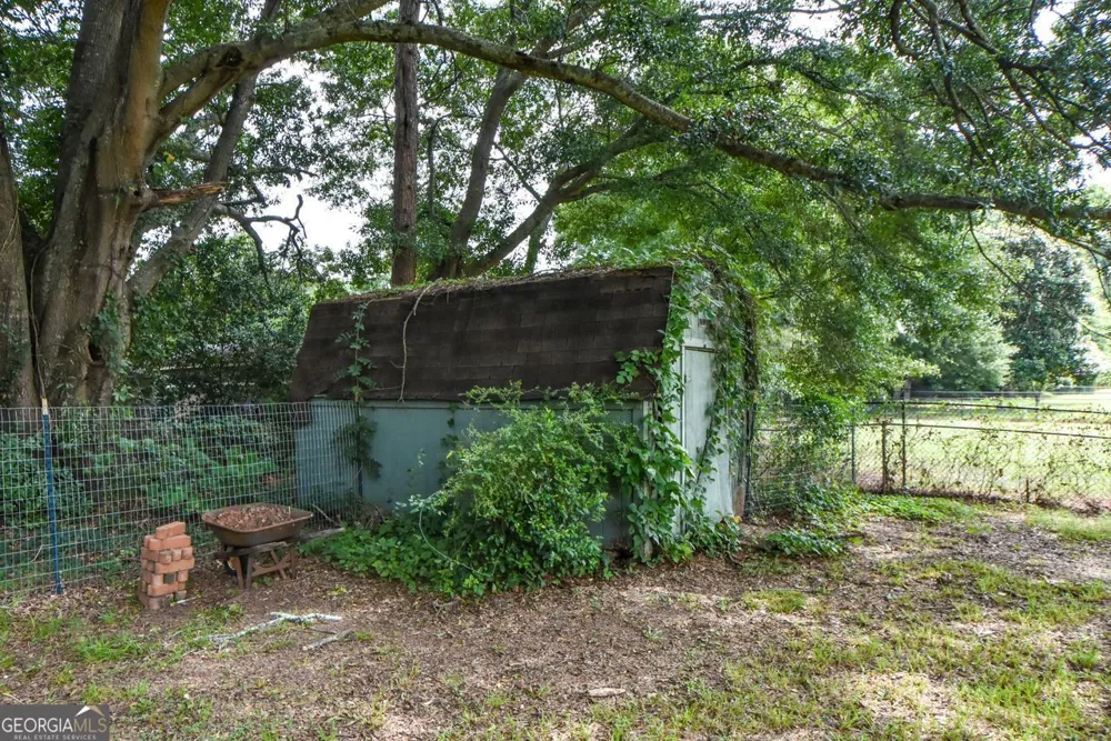 105 Gwenellen DR Locust Grove, GA 30248