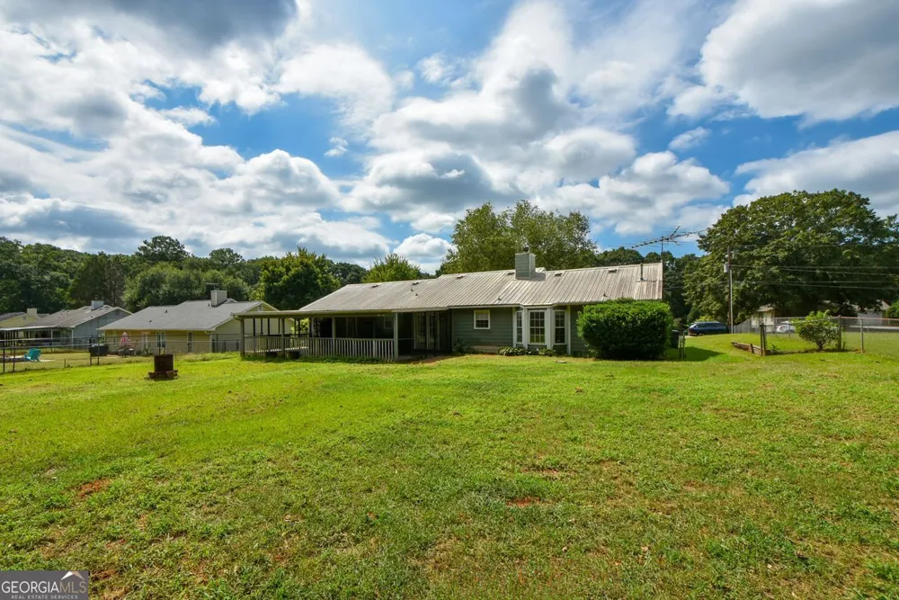 105 Gwenellen DR Locust Grove, GA 30248