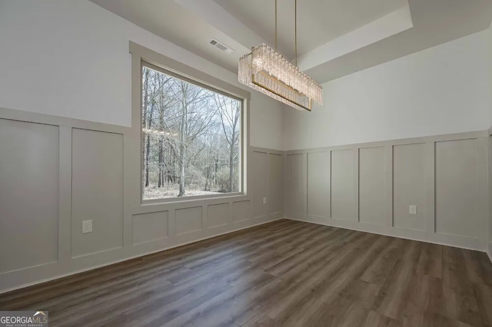 153 Riversong RD Carrollton, GA 30117