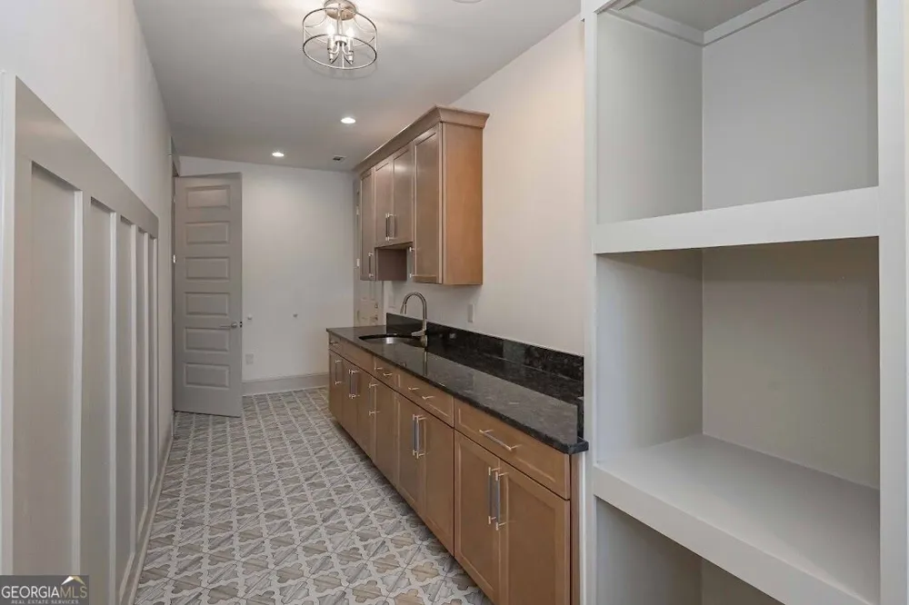 153 Riversong RD Carrollton, GA 30117
