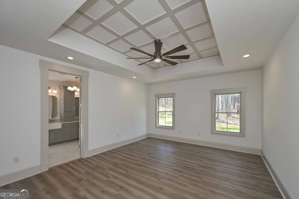 153 Riversong RD Carrollton, GA 30117