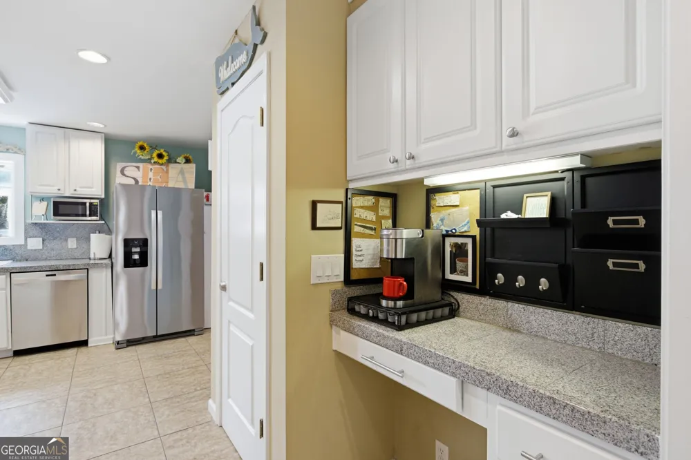 1007 Mallery ST St. Simons, GA 31522