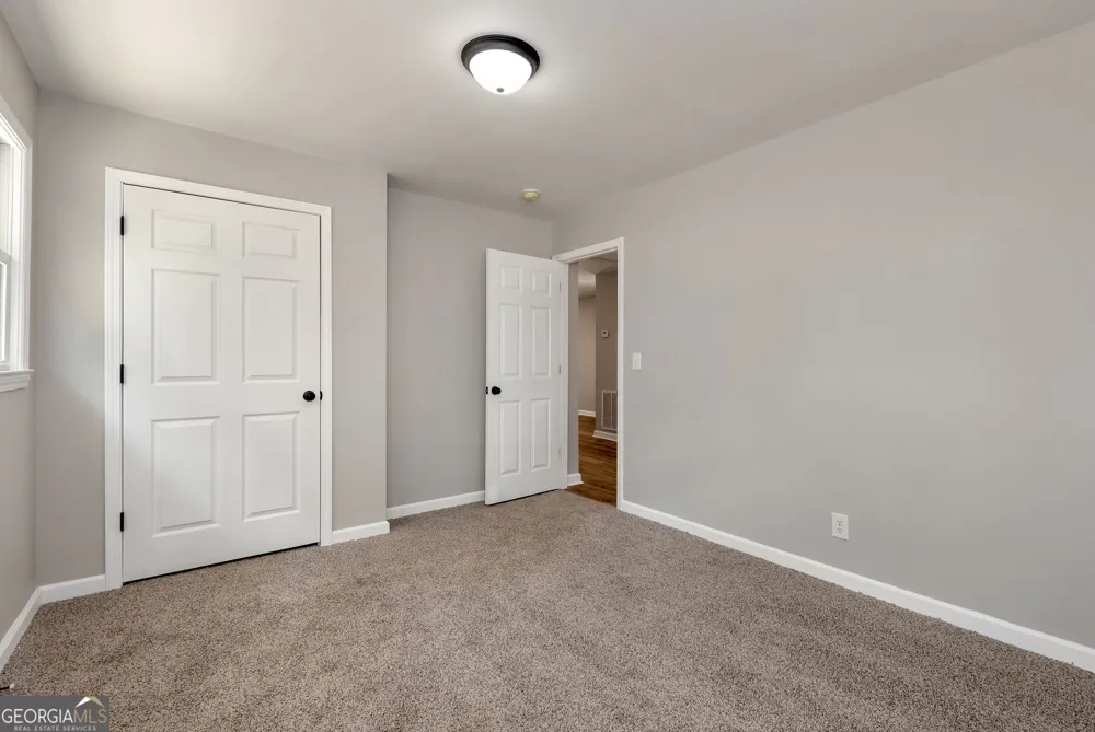 2357 Comer RD Comer, GA 30629
