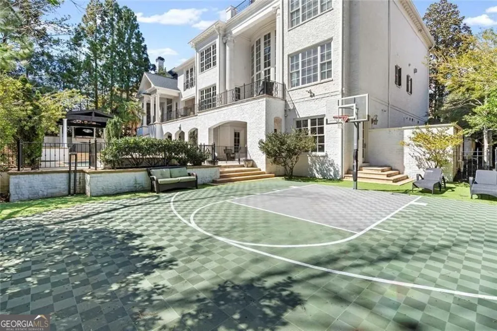 2270 Blackheath TRCE Alpharetta, GA 30005